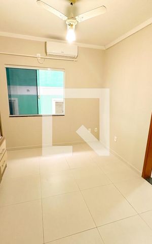 Apartamento para alugar com 70m², 2 quartos e 1 vagaSuíte