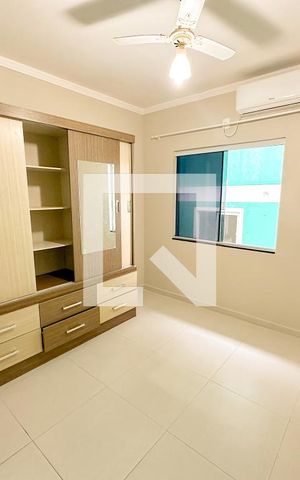 Apartamento para alugar com 70m², 2 quartos e 1 vagaSuíte