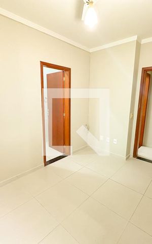 Apartamento para alugar com 70m², 2 quartos e 1 vagaSuíte
