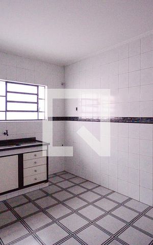 Casa à venda com 173m², 2 quartos e 1 vaga Casa à venda com 173m², 2 quartos e 1 vagaCozinha