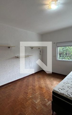 Casa à venda com 170m², 4 quartos e 2 vagas Casa à venda com 170m², 4 quartos e 2 vagasQuarto 1