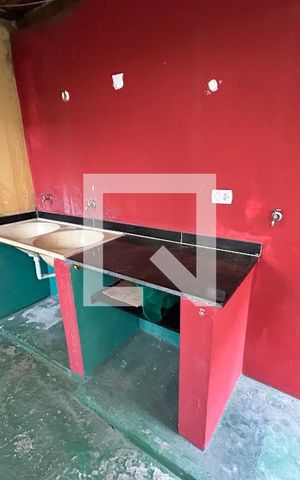 Casa à venda com 170m², 4 quartos e 2 vagas Casa à venda com 170m², 4 quartos e 2 vagasQuintal