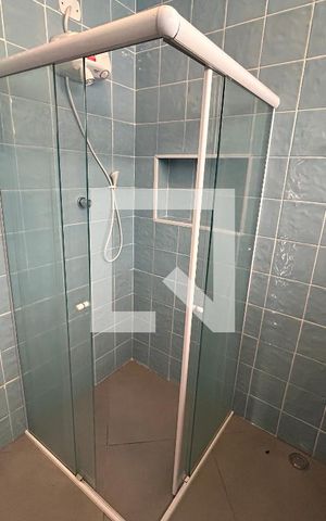 Casa à venda com 170m², 4 quartos e 2 vagas Casa à venda com 170m², 4 quartos e 2 vagasBanheiro