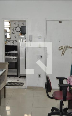 Apartamento à venda com 38m², 1 quarto e 1 vagaSala