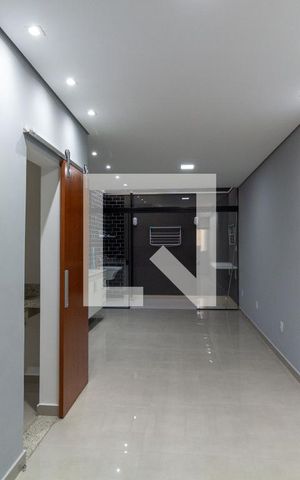 Casa à venda com 100m², 2 quartos e 2 vagasSala/Cozinha