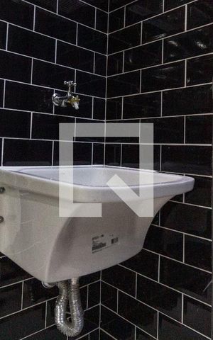 Casa à venda com 100m², 2 quartos e 2 vagasÁrea de Serviço