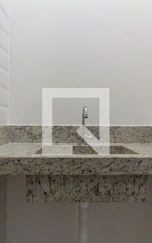 Casa à venda com 100m², 2 quartos e 2 vagasLavabo