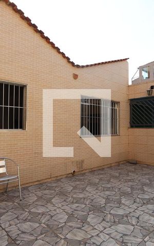 Casa à venda com 280m², 2 quartos e 1 vagaQuintal