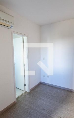 Apartamento para alugar com 145m², 3 quartos e 2 vagas Apartamento para alugar com 145m², 3 quartos e 2 vagasQuarto 1