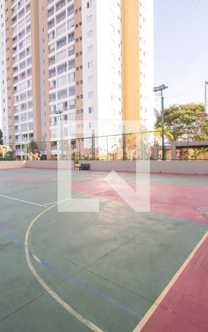 Apartamento para alugar com 145m², 3 quartos e 2 vagas Apartamento para alugar com 145m², 3 quartos e 2 vagasÁrea comum - Quadra Poliesportiva