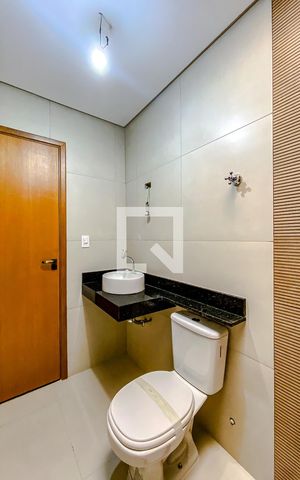 Casa à venda com 112m², 3 quartos e 2 vagasBanheiro da Suíte