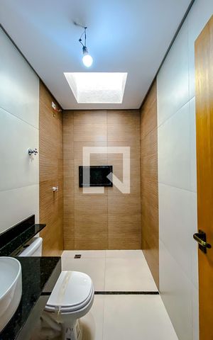 Casa à venda com 112m², 3 quartos e 2 vagasBanheiro da Suíte