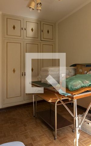 Casa à venda com 240m², 4 quartos e 2 vagas Casa à venda com 240m², 4 quartos e 2 vagasquarto2