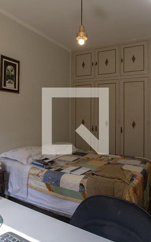Casa à venda com 240m², 4 quartos e 2 vagas Casa à venda com 240m², 4 quartos e 2 vagasquarto1