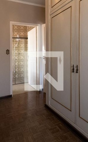 Casa à venda com 240m², 4 quartos e 2 vagas Casa à venda com 240m², 4 quartos e 2 vagascloset na suíte2