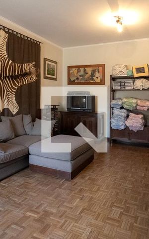Casa à venda com 240m², 4 quartos e 2 vagas Casa à venda com 240m², 4 quartos e 2 vagassala de vídeo