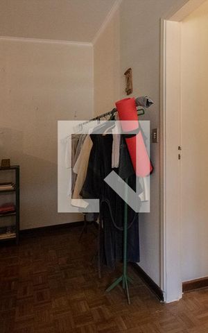 Casa à venda com 240m², 4 quartos e 2 vagas Casa à venda com 240m², 4 quartos e 2 vagashall íntimo