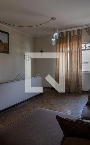 Casa à venda com 240m², 4 quartos e 2 vagas Casa à venda com 240m², 4 quartos e 2 vagassala de vídeo