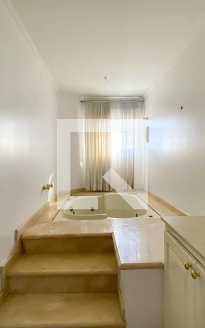 Apartamento para alugar com 400m², 3 quartos e 5 vagas Apartamento para alugar com 400m², 3 quartos e 5 vagasBanheiro da Suíte 3