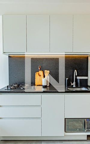 Apartamento à venda com 31m², 1 quarto e sem vaga Apartamento à venda com 31m², 1 quarto e sem vagaSala, cozinha e área de serviço