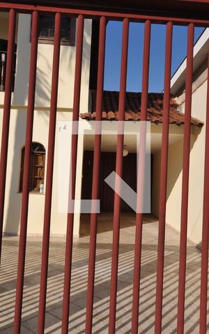 Casa para alugar com 360m², 4 quartos e sem vagaFachada
