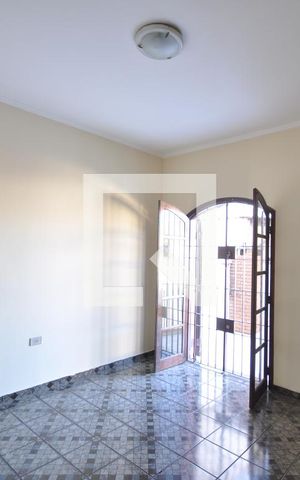 Casa para alugar com 360m², 4 quartos e sem vagaQuarto 4