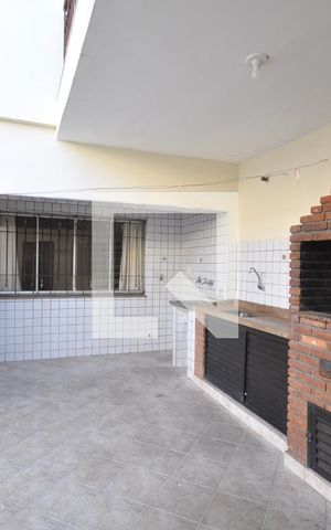 Casa para alugar com 360m², 4 quartos e sem vagaChurrasqueira