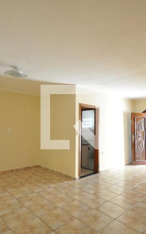Casa para alugar com 360m², 4 quartos e sem vagaSala