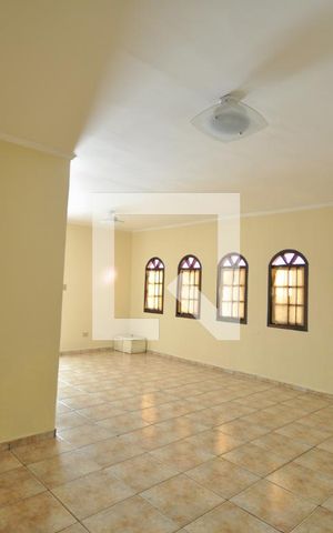 Casa para alugar com 360m², 4 quartos e sem vagaSala