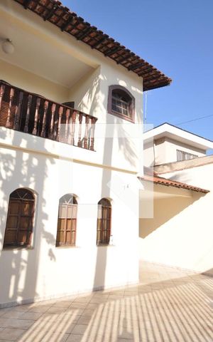 Casa para alugar com 360m², 4 quartos e sem vagaQuintal
