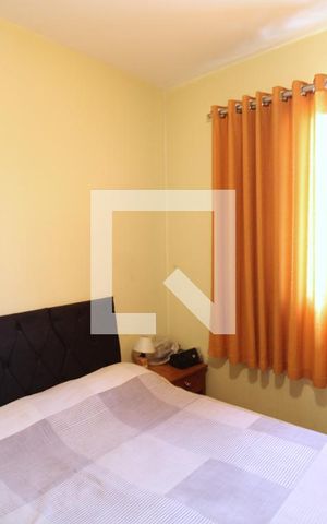 Casa à venda com 84m², 3 quartos e 2 vagasQuarto 1