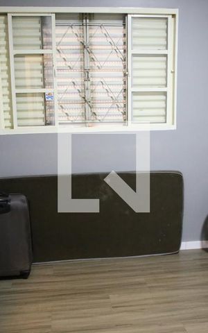 Casa à venda com 261m², 4 quartos e 2 vagasQuarto 3