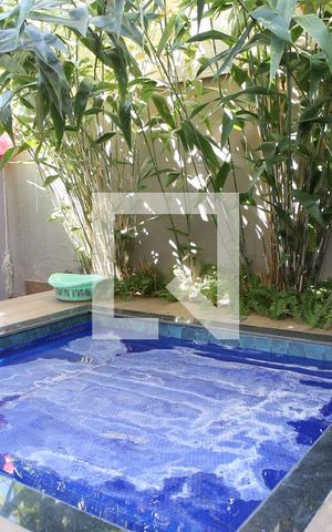 Casa à venda com 261m², 4 quartos e 2 vagasVaranda