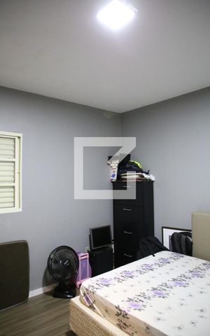 Casa à venda com 261m², 4 quartos e 2 vagasQuarto 3