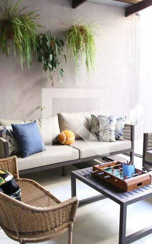 Casa à venda com 261m², 4 quartos e 2 vagasVaranda gourmet
