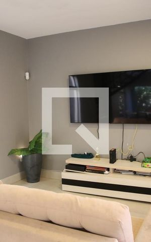 Casa à venda com 261m², 4 quartos e 2 vagasSala