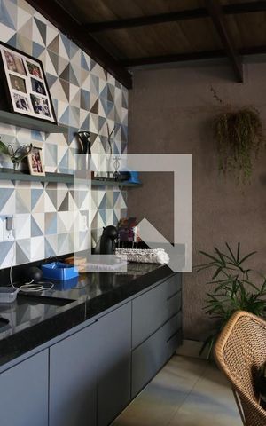 Casa à venda com 261m², 4 quartos e 2 vagasVaranda gourmet