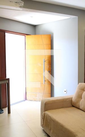 Casa à venda com 261m², 4 quartos e 2 vagasSala