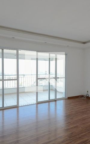 Apartamento para alugar com 107m², 3 quartos e 2 vagas Apartamento para alugar com 107m², 3 quartos e 2 vagasSala