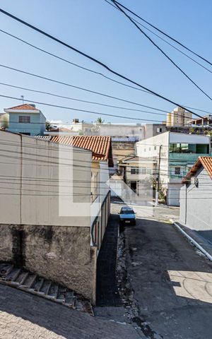Casa à venda com 230m², 4 quartos e 2 vagas Casa à venda com 230m², 4 quartos e 2 vagasVista Varanda sala