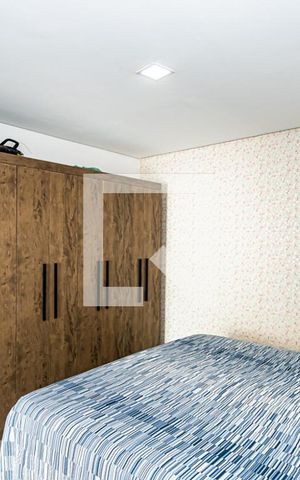 Casa à venda com 230m², 4 quartos e 2 vagas Casa à venda com 230m², 4 quartos e 2 vagasSuite