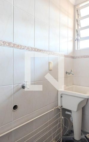 Apartamento para alugar com 47m², 2 quartos e sem vaga Apartamento para alugar com 47m², 2 quartos e sem vagaÁrea de Serviço