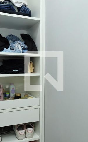 Casa à venda com 250m², 3 quartos e 2 vagasCloset