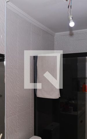 Casa à venda com 250m², 3 quartos e 2 vagasBanheiro