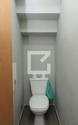 Casa à venda com 250m², 3 quartos e 2 vagasBanheiro