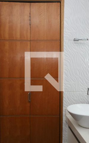 Casa à venda com 250m², 3 quartos e 2 vagasBanheiro