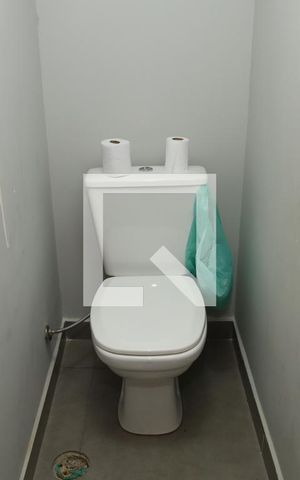 Casa à venda com 250m², 3 quartos e 2 vagasBanheiro