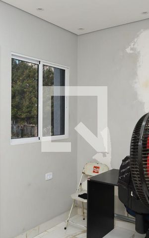 Casa à venda com 250m², 3 quartos e 2 vagasQuarto de serviço 