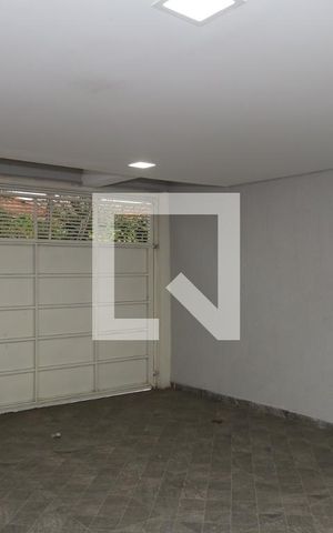 Casa à venda com 250m², 3 quartos e 2 vagasGaragem