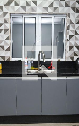 Casa à venda com 250m², 3 quartos e 2 vagasCozinha 
